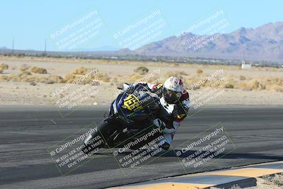 media/Jan-10-2025-CVMA Friday Practice (Fri) [[489e0da257]]/Group 4 and Trackday/Session 2 (Turn 4 Inside)/